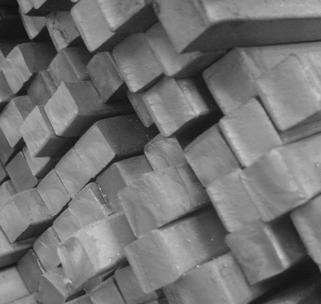 Жаропрочный квадрат 10 мм 10 мм 12Х1МФ